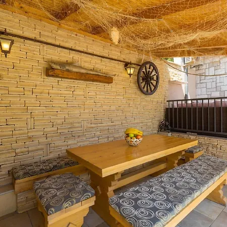度假居 Fuer 6 Personen Ca 100 Qm In Dramalj, Kvarner Bucht Crikvenica Und Umgebung *